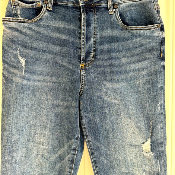 KUT from the Kloth Rachel high rise button up - Picture 3 of 6